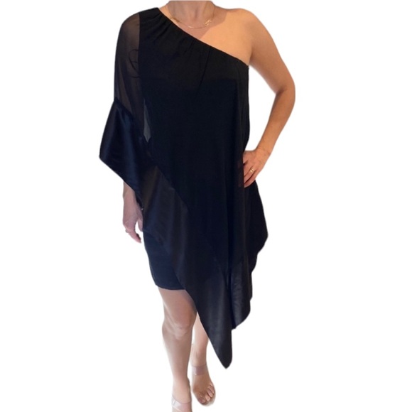 Jovani Dresses & Skirts - Jovani One Shoulder Cocktail Dress Black